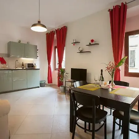 公寓 La Casetta Dipinta 2.0 *